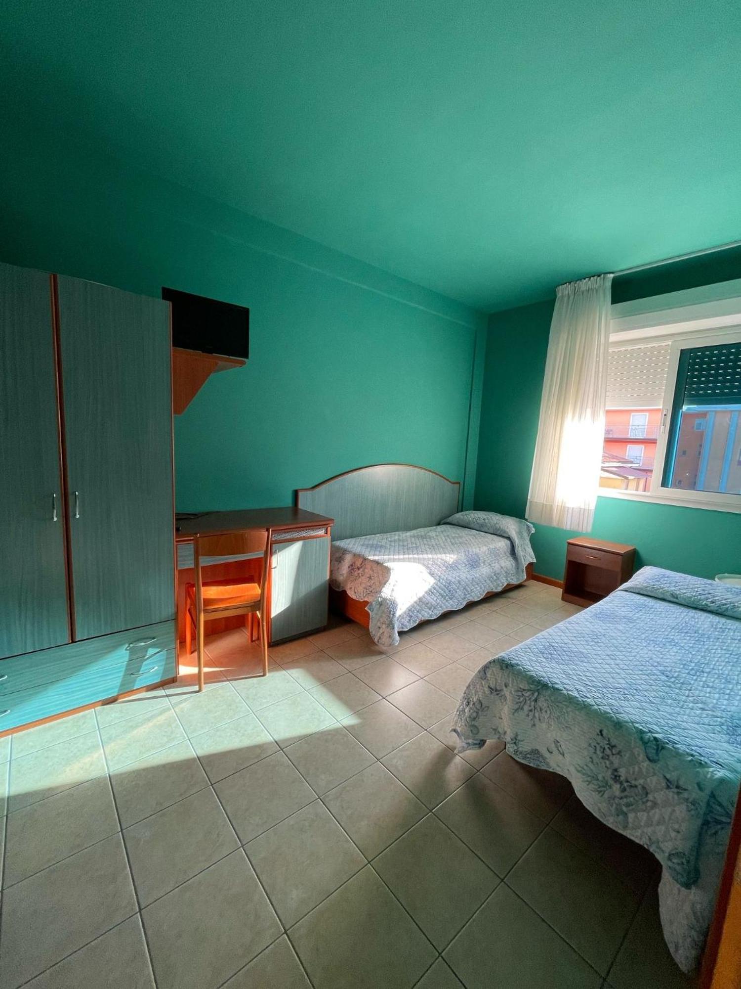 Hotel Portofino Lido di Jesolo Exteriör bild