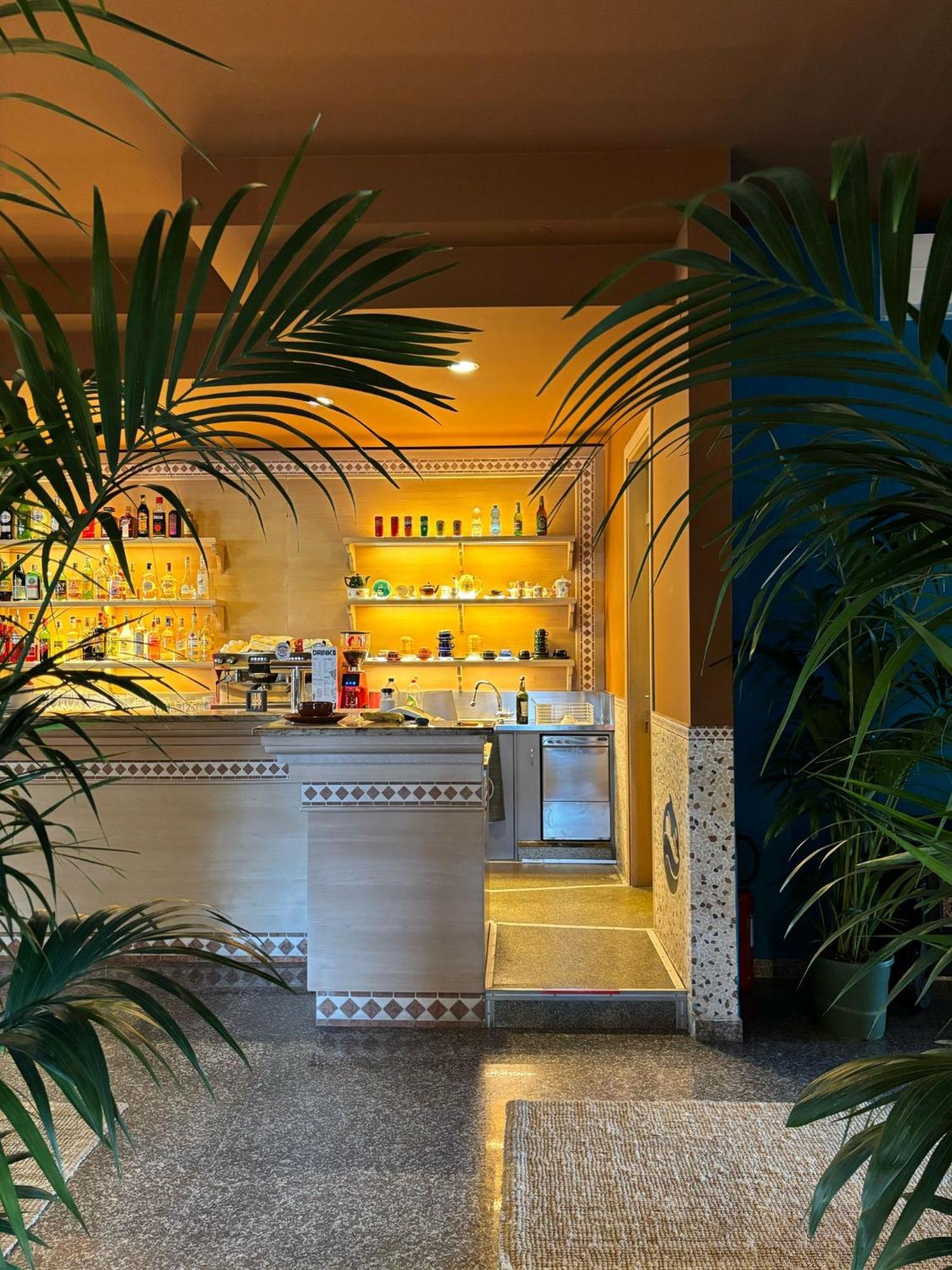 Hotel Portofino Lido di Jesolo Exteriör bild